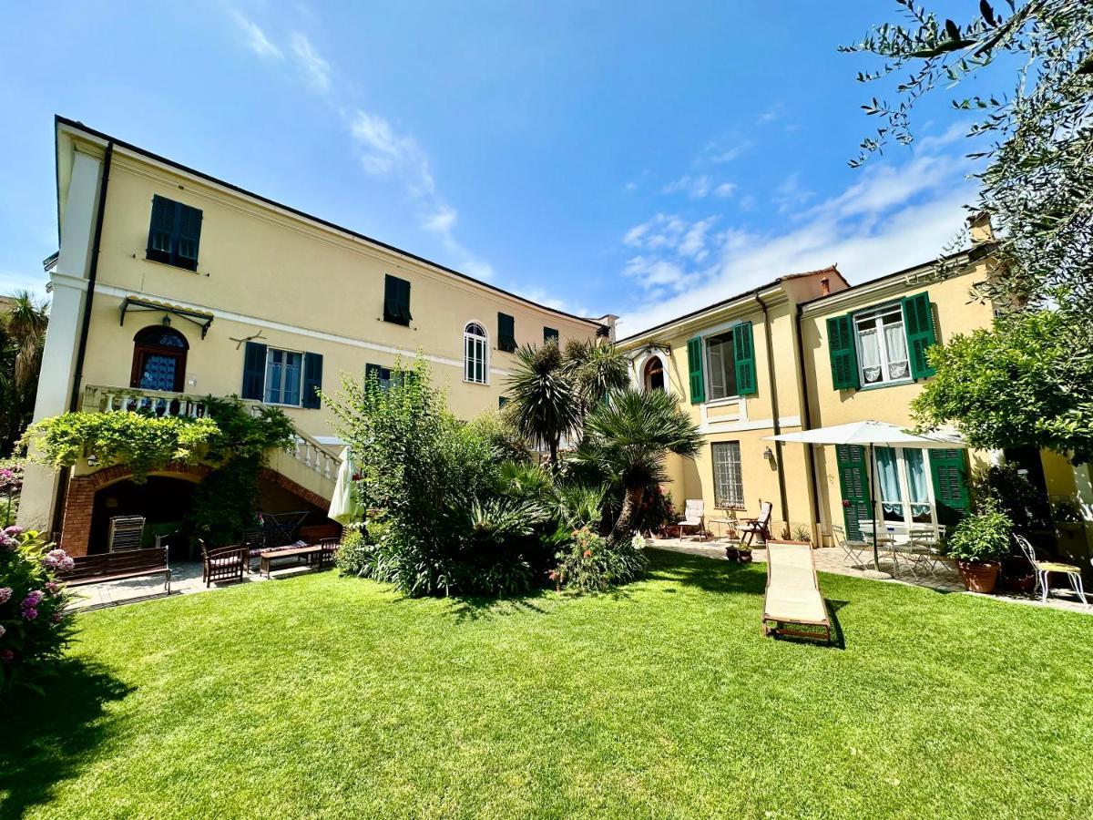 Villa Angelina - Casa Glicine Vallecrosia Exterior foto