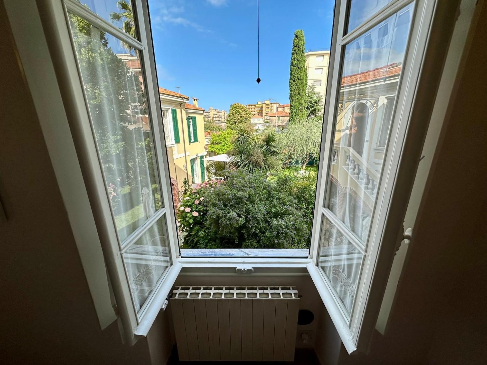 Villa Angelina - Casa Glicine Vallecrosia Exterior foto