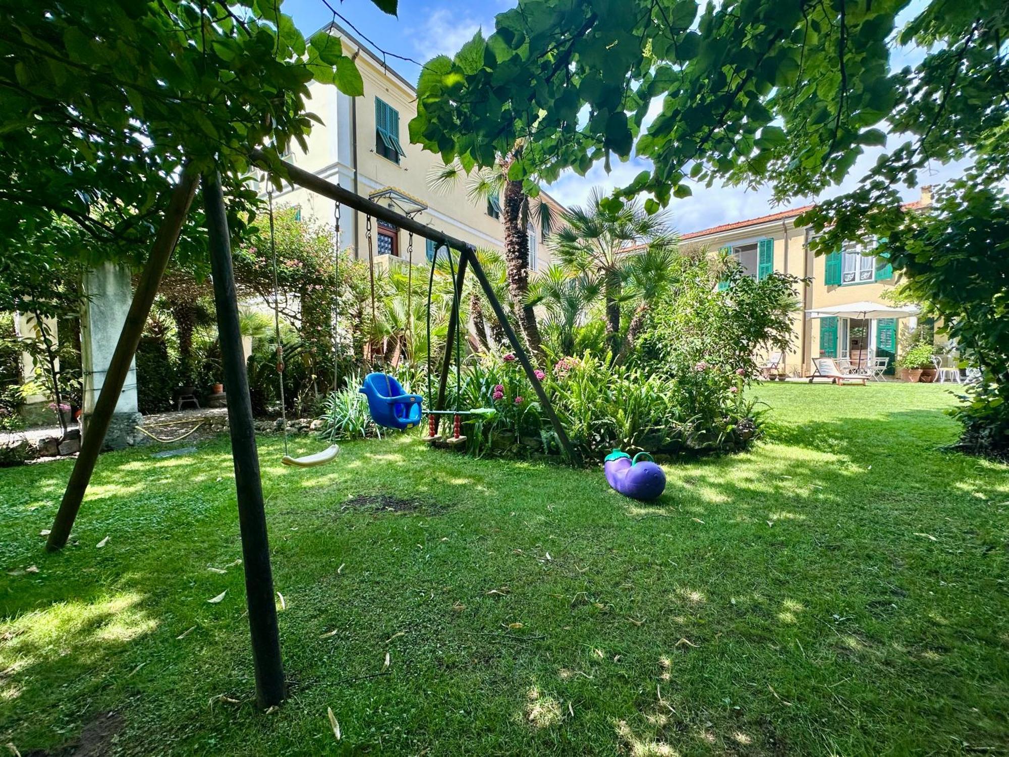 Villa Angelina - Casa Glicine Vallecrosia Exterior foto